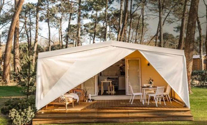 Camping Familial - Parc Aquatique - Grande Aire De Jeux A La Montagne Agos-Vidalos Εξωτερικό φωτογραφία